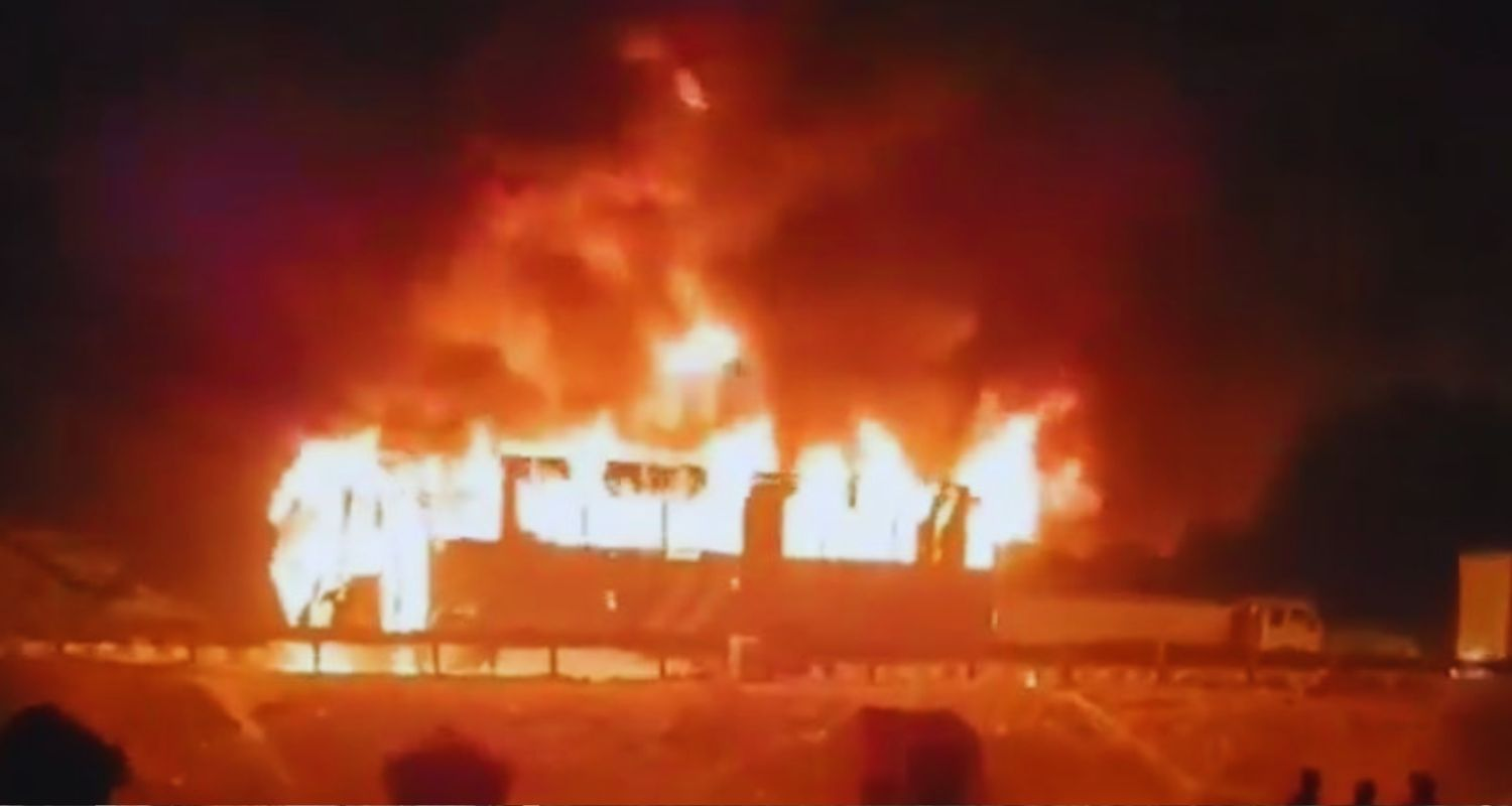 Moving bus caught fire in Haryana.