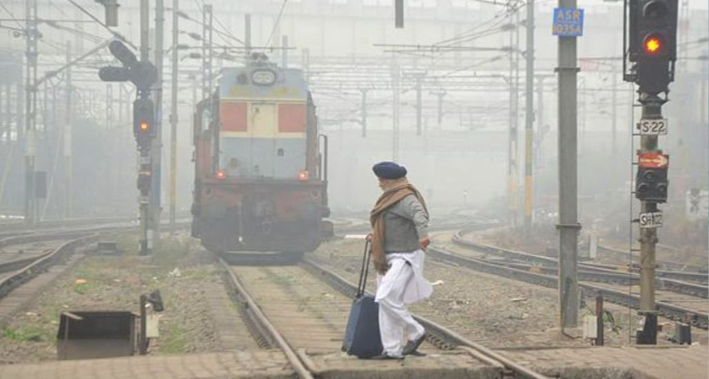 Railways, Cold weather, delhi, fog, delays
