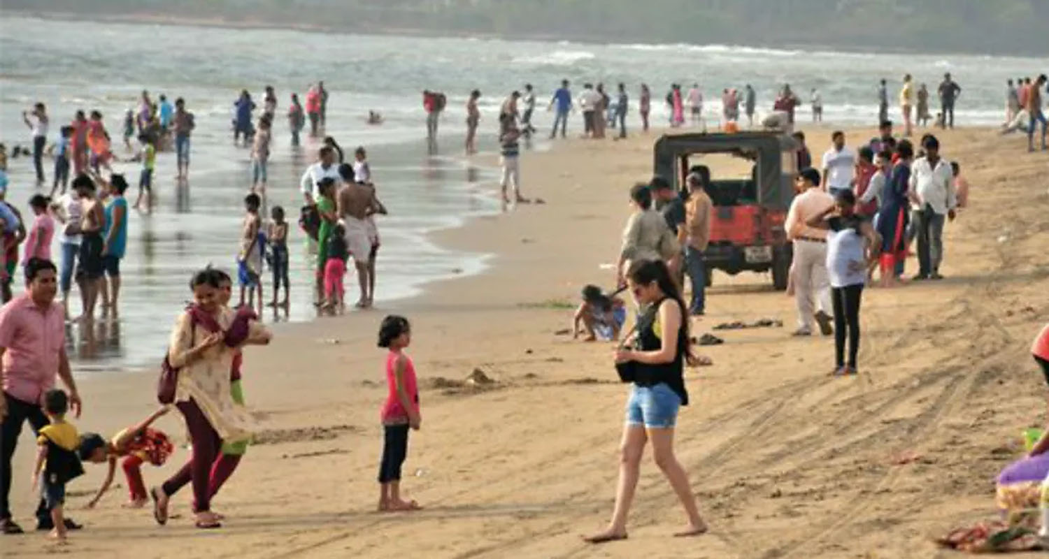 Goa with the coastline of 104 km holds one crore people and it is the biggest challenge for the policymakers