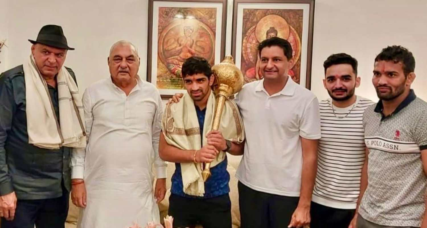 Bhupinder Hooda and Deepender Hooda with Olympic medalist wrestler Aman Sehrawat. 
