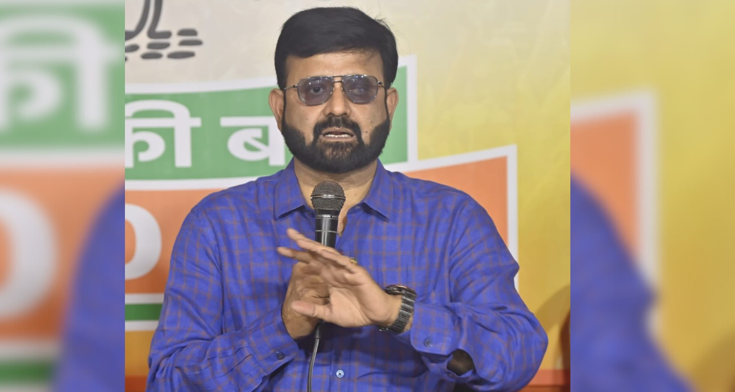State BJP Spokesperson Pratul Nath Shahdev addressing media persons during a press conference in Ranchi on Friday