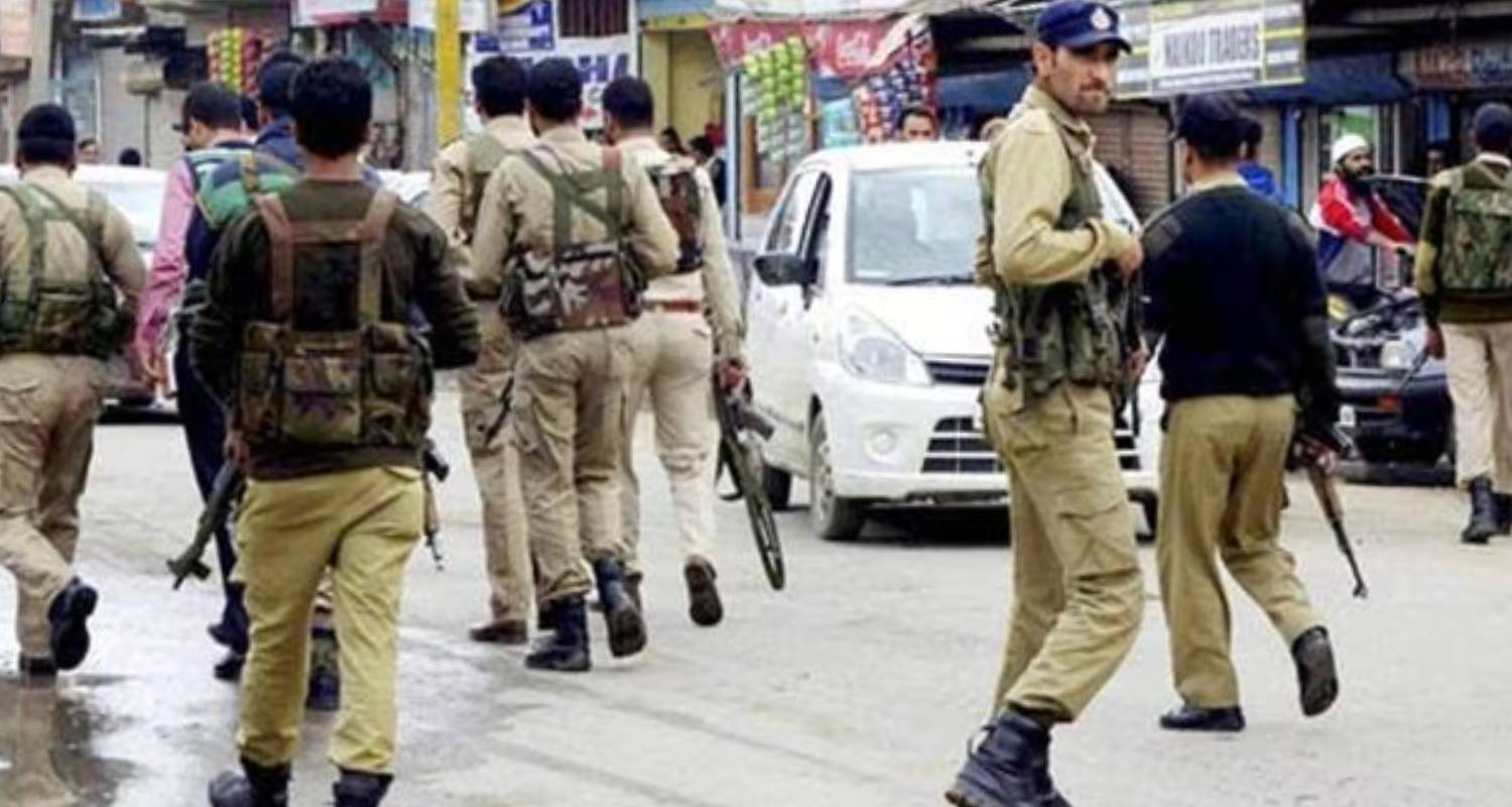Jammu and Kashmir police claimed to have cracked a five-year-old murder case of a temple priest by arresting the main accused from Haryana on Tuesday.