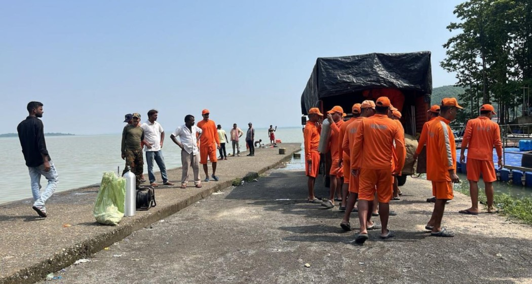 NDRF personnel preparing for a search operation in the Chandil dam area.