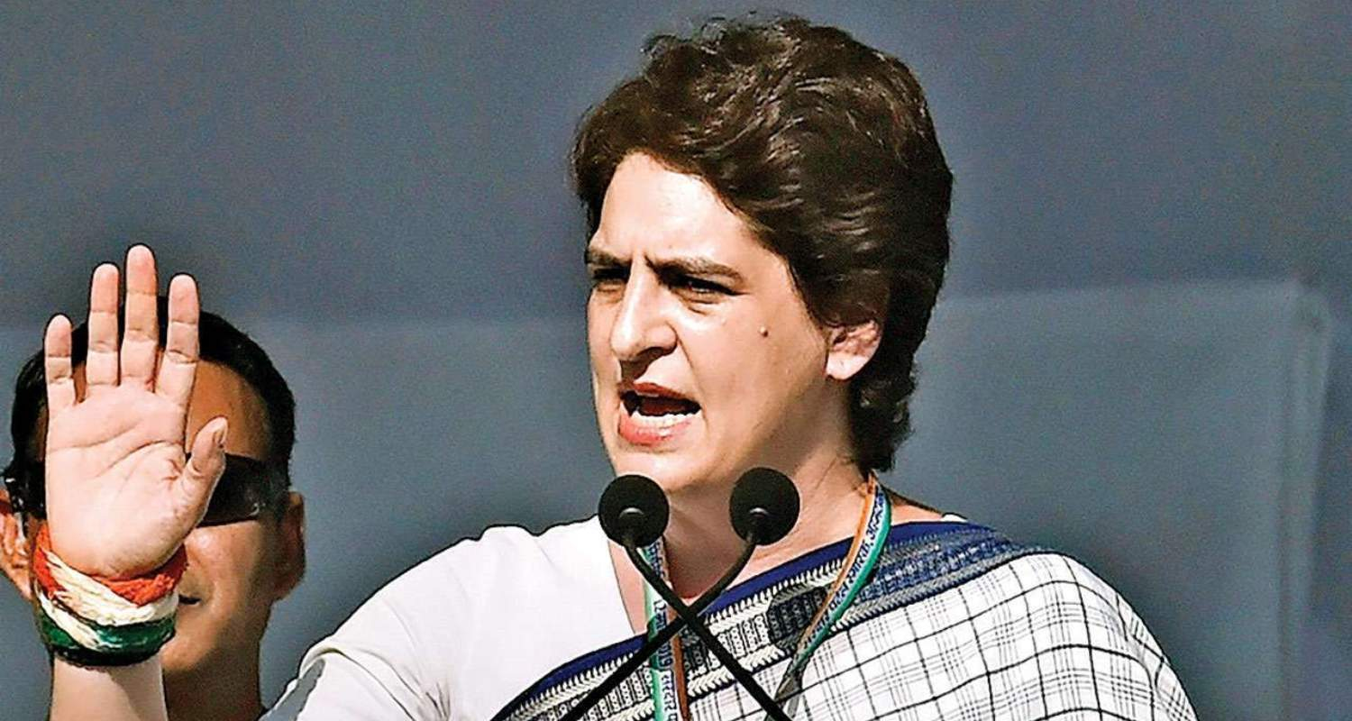  Priyanka Gandhi Vadra criticizes PM Modi for his remarks over Jawaharlal Nehru. 