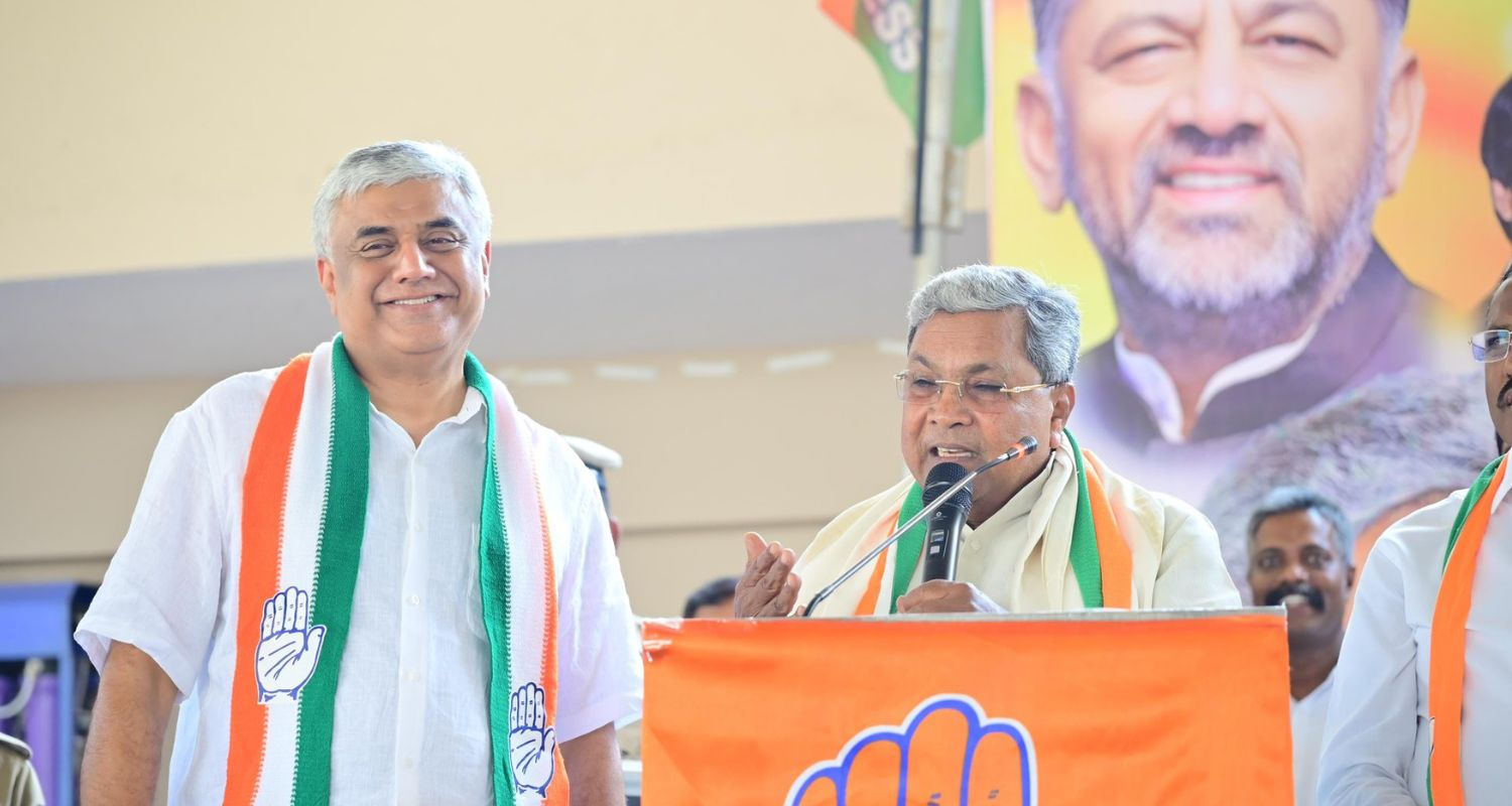 Karnataka CM Siddaramaiah while addressing a rally in Dasarahalli. Image X.