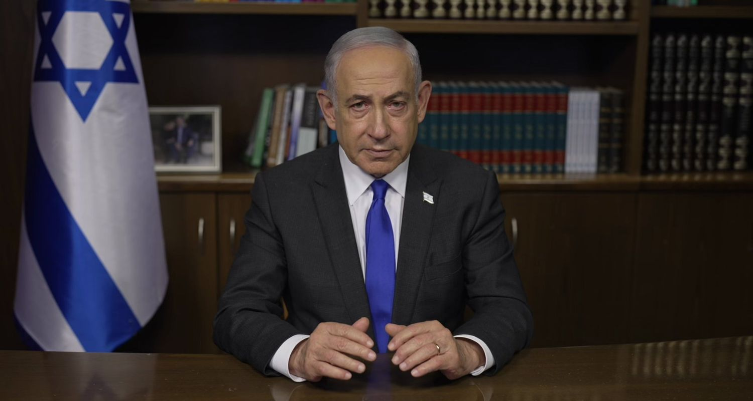 Prime Minister Netanyahu's Heartfelt Encounter: Empathy with Families of Fallen Soldiers. Image X.