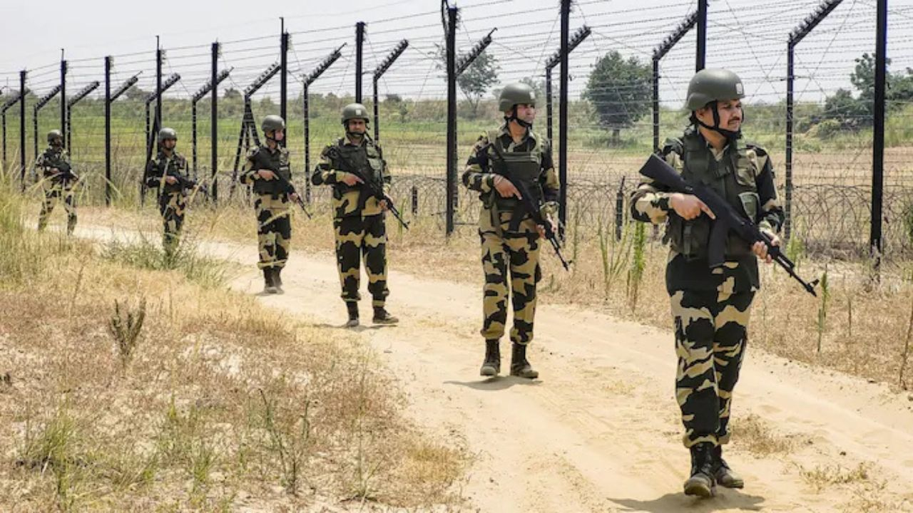 India bangladesh border farmers