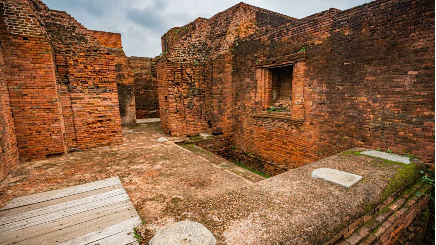 nalanda University 