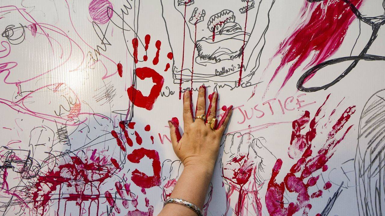  Kolkata rape case.