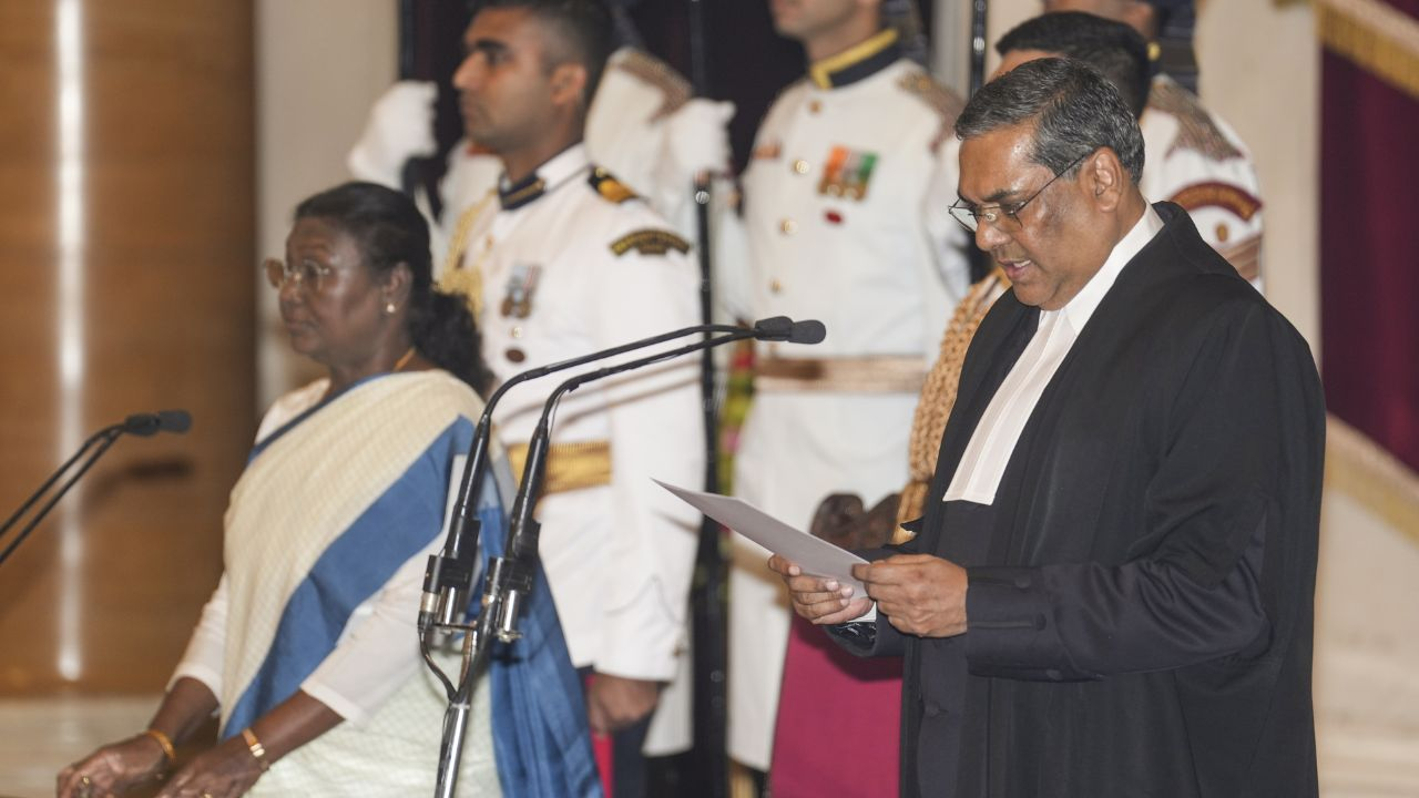 CJI Sanjiv Khanna and President Draupadi Murmu