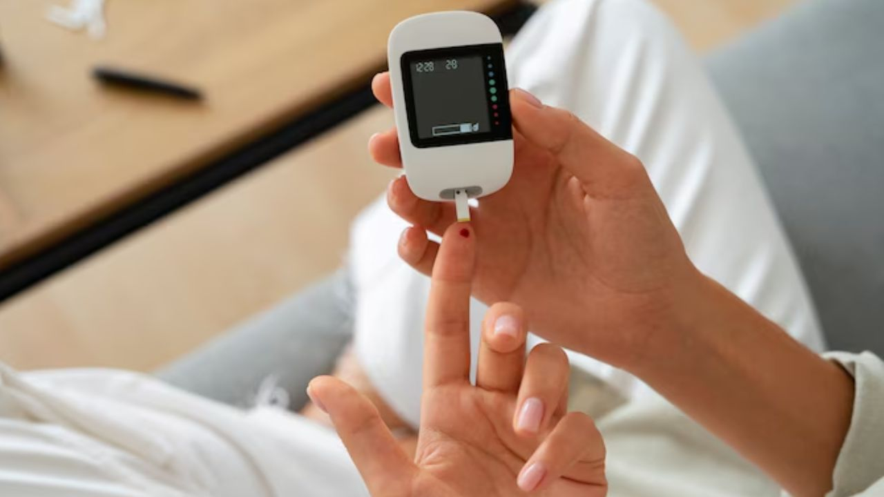 ways to check blood sugar level