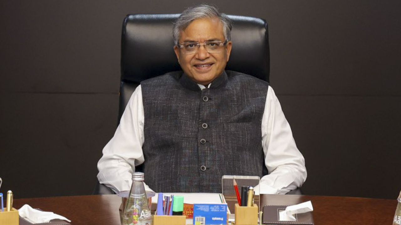 impeachment motion against CEC