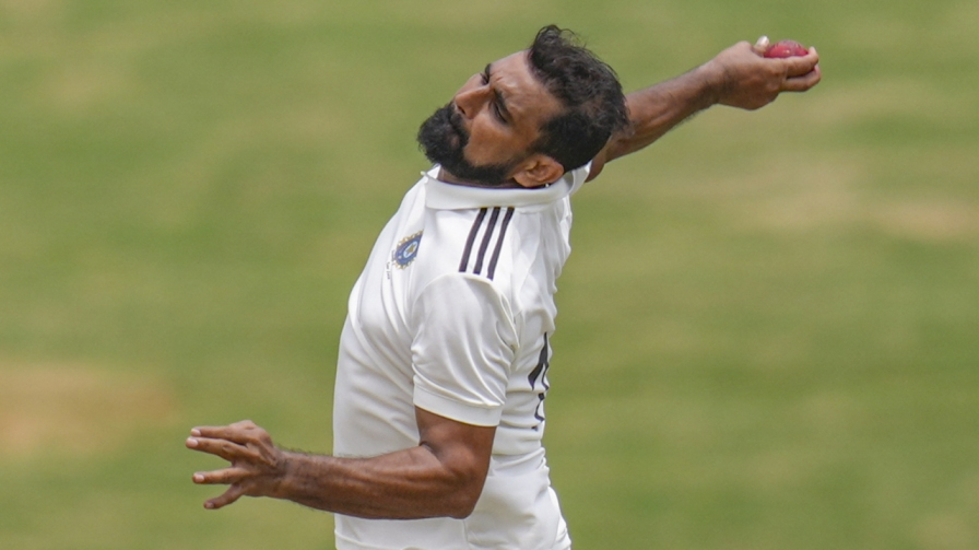 Mohammed Shami Bowling