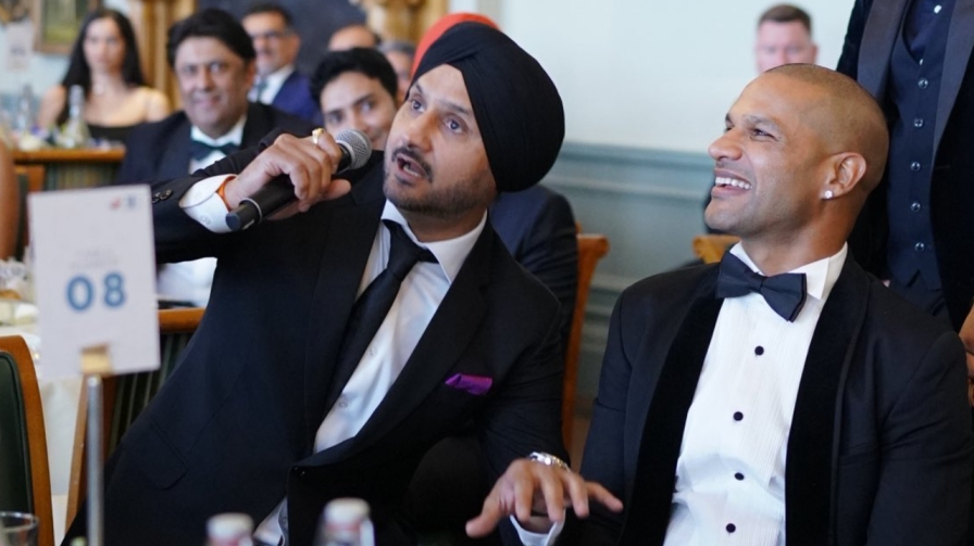 Harbhajan Singh Shikhar Dhawan