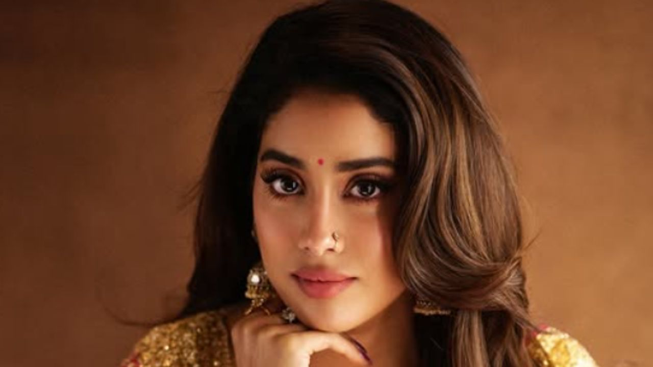 janhvi kapoor pmsing