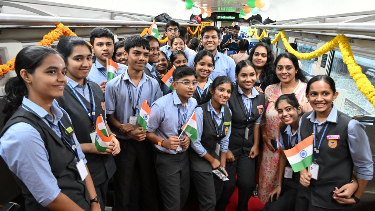 Child Image। Photo Credit: X/@GMSRailway