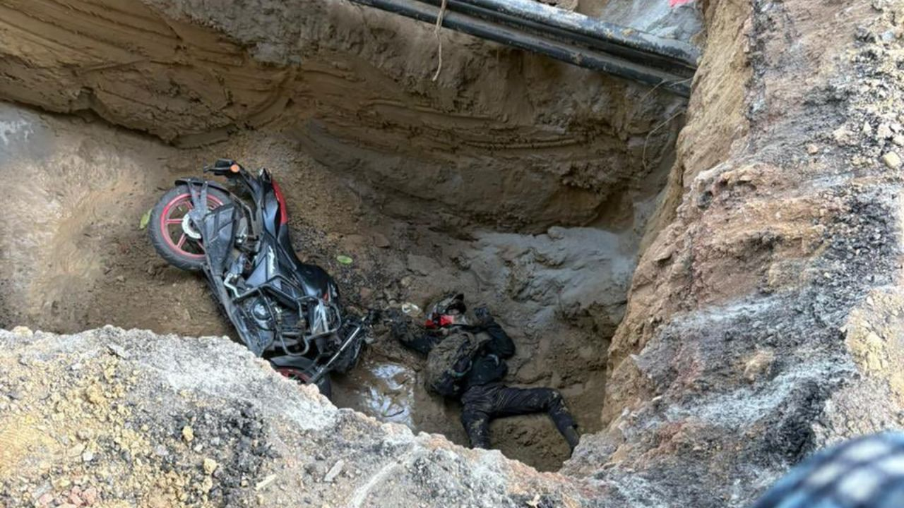 Biker dies allegedly due to falling into pit at Janakpuri Delhi