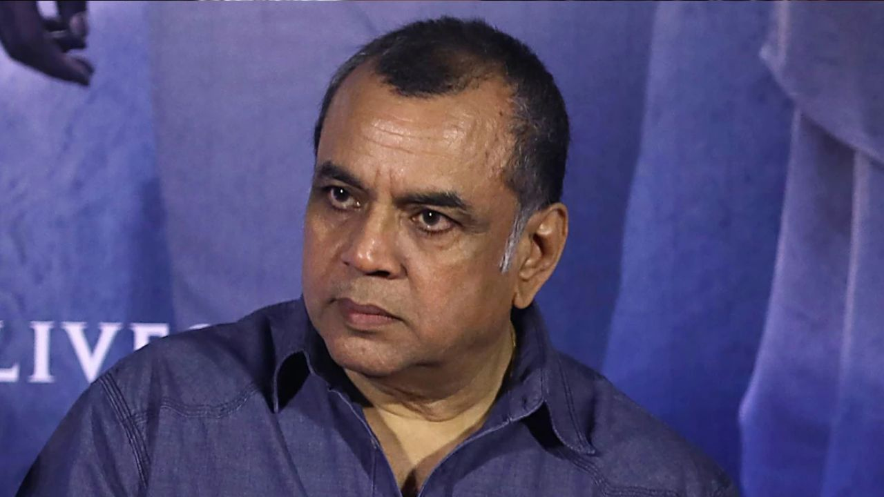 akshay sued paresh rawal