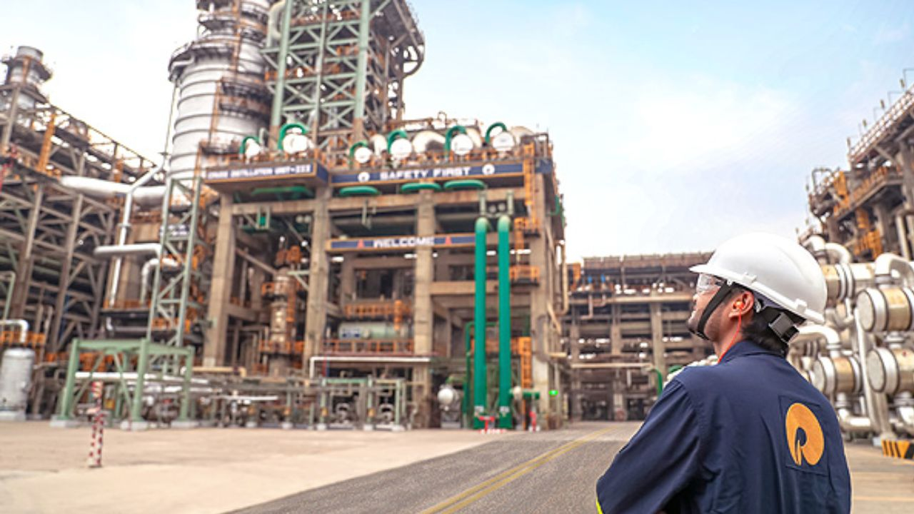 Reliance Oil refinery 