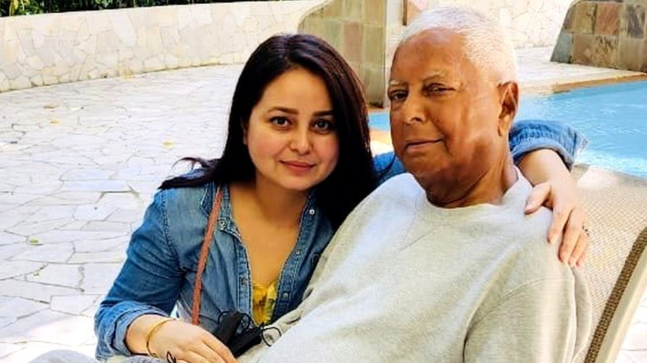 Rohini Acharya with Lalu Yadav