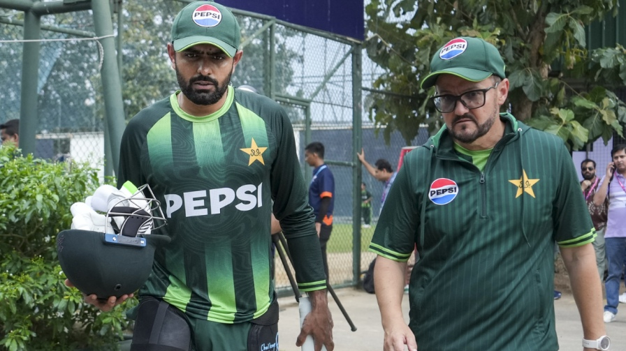 Babar Azam Mike Hesson