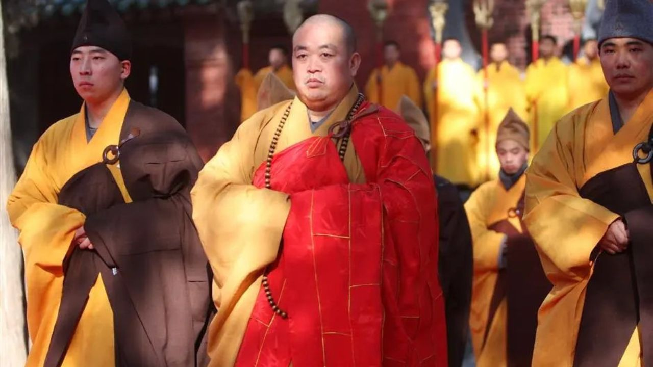 China's CEO monk, Shi yongxin