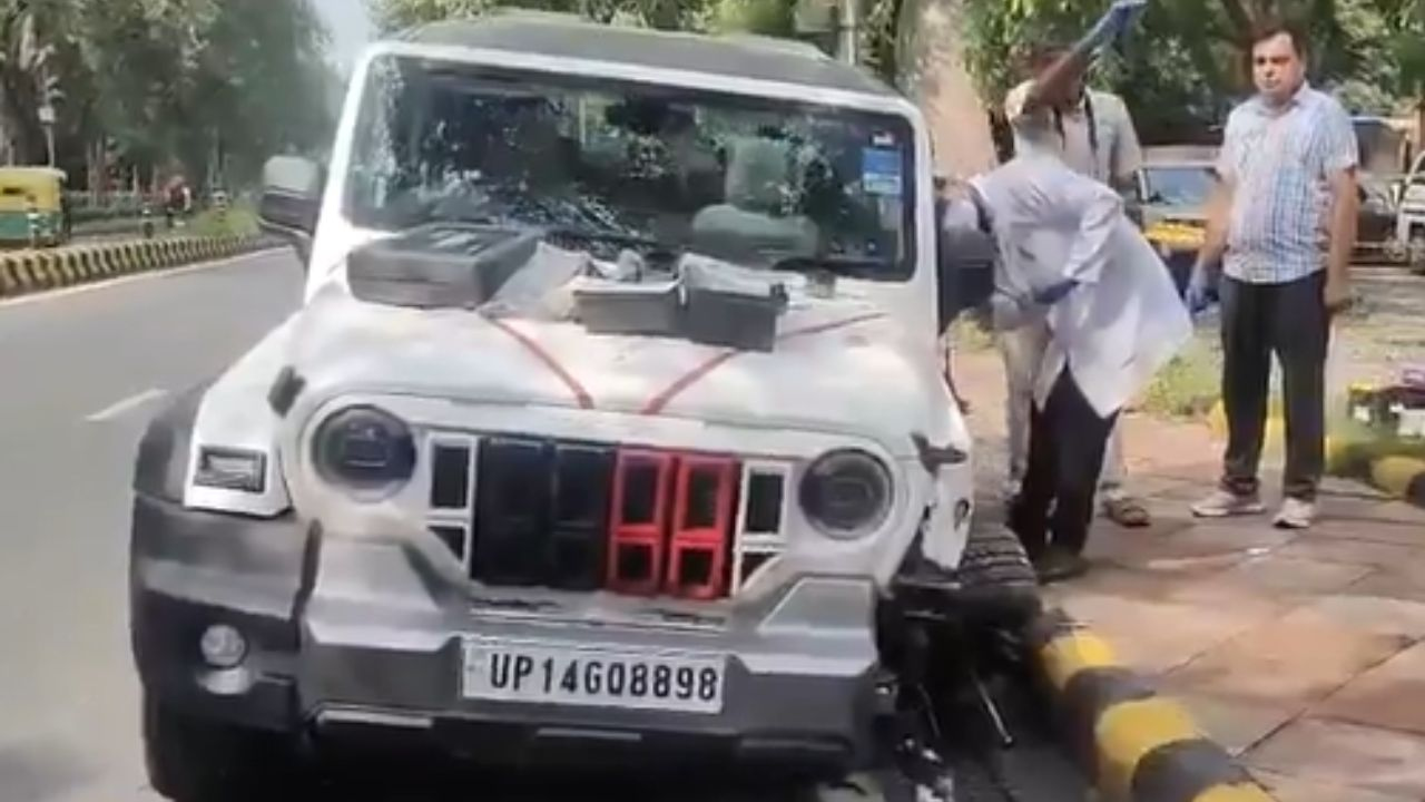 thar car accident delhi