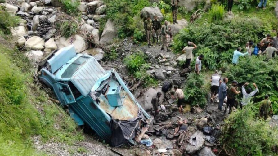 vehicle met with an accident