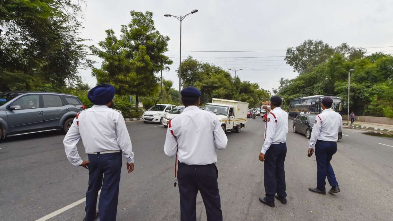 delhi traffic police