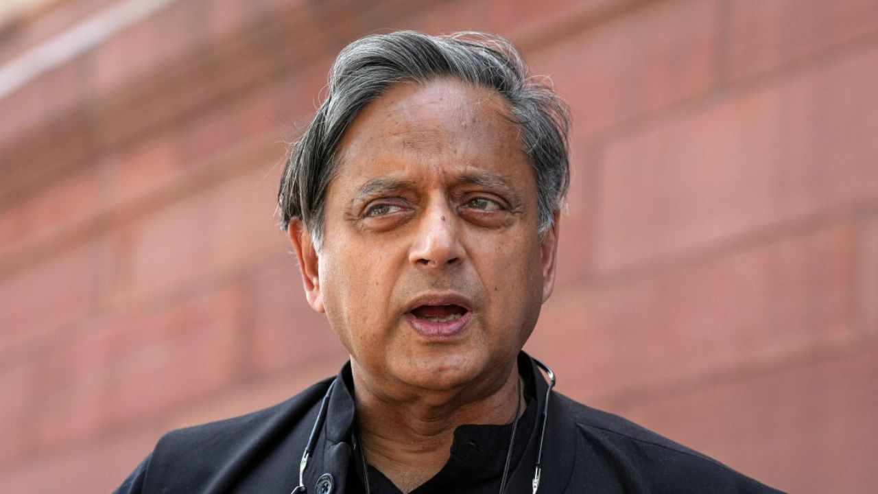 Shashi Tharoor