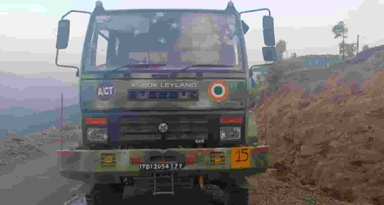 IAF convoy attacked in Poonch, 5 soldiers injured; Massive search operation on