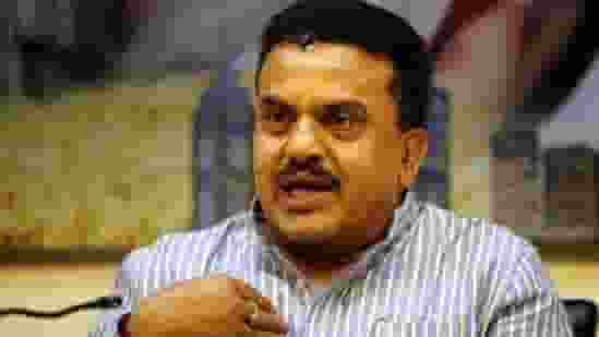 Sanjay Nirupam, recently expelled from the Congress is set to join Maharashtra's Shiv Sena under the leadership Chief Minister Eknath Shinde. Nirupam is expected to reveal his "next course of action" today.