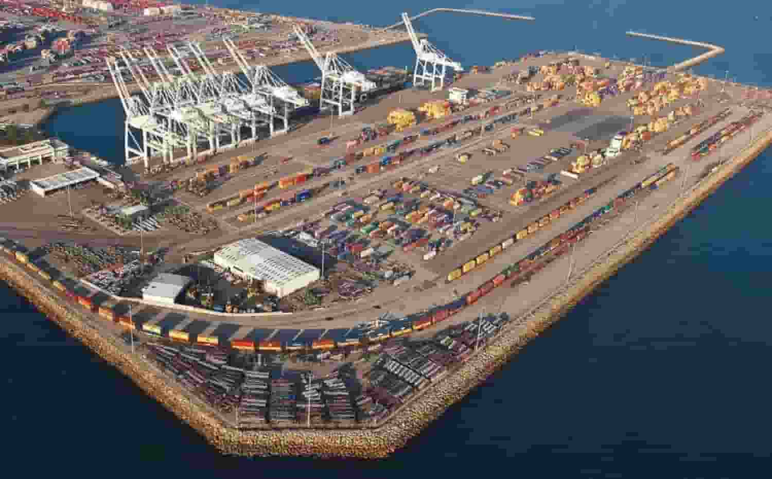 India-Iran sign 10-year Chabahar Port deal, US cautions against sanctions 