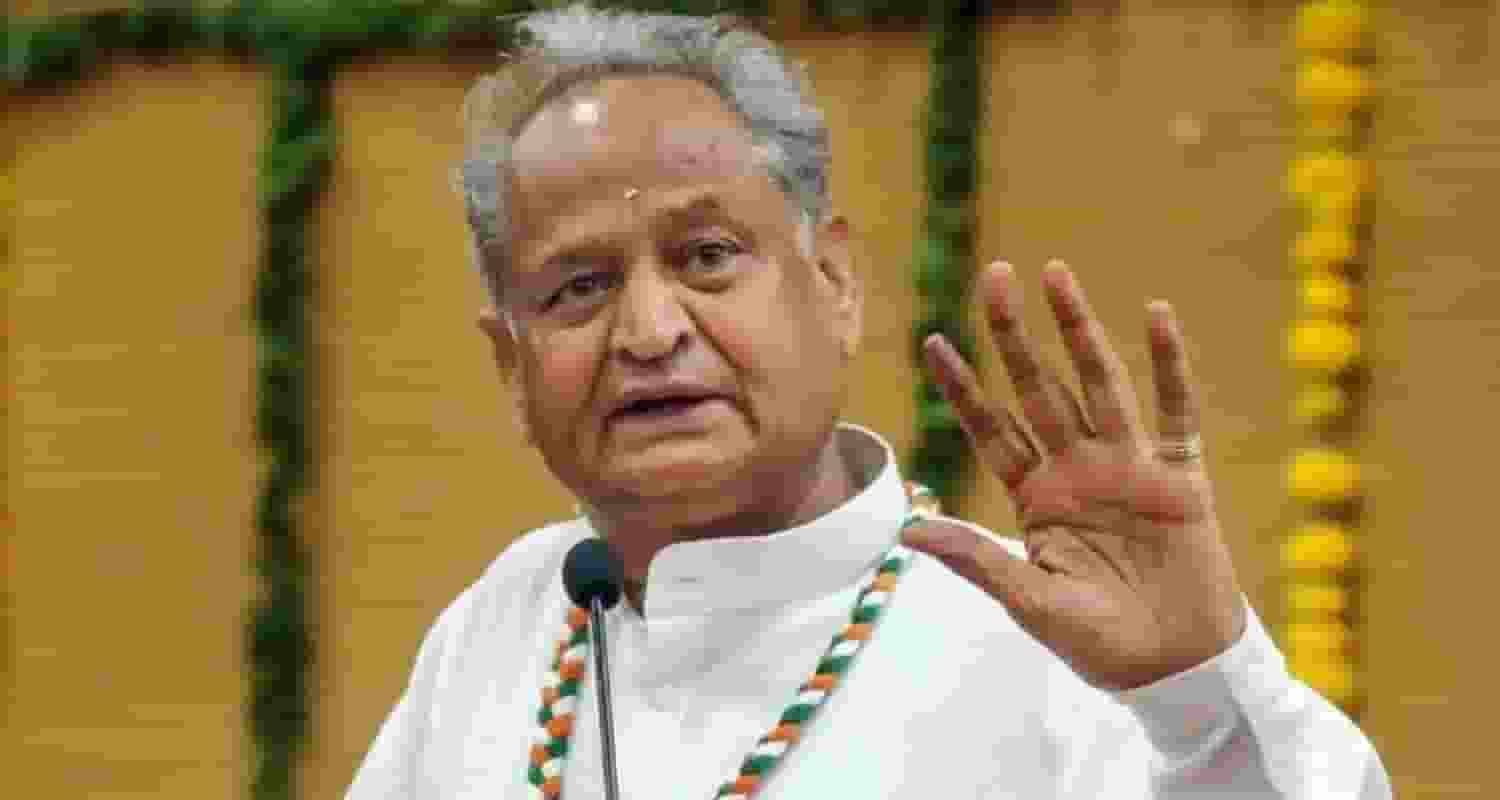 Former Rajasthan CM Ashok Gehlot tries to defend Congress Manifesto taking a jibe at PM Modi's remarks. Image X.