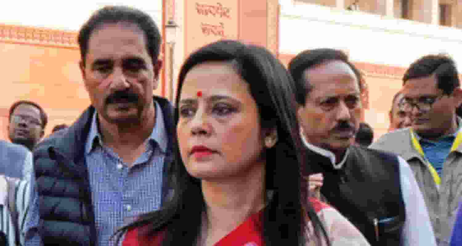 ED summons Mahua in Fema case.