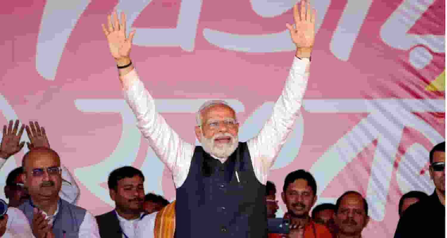 PM Modi addressing a public rally in West Bengal.