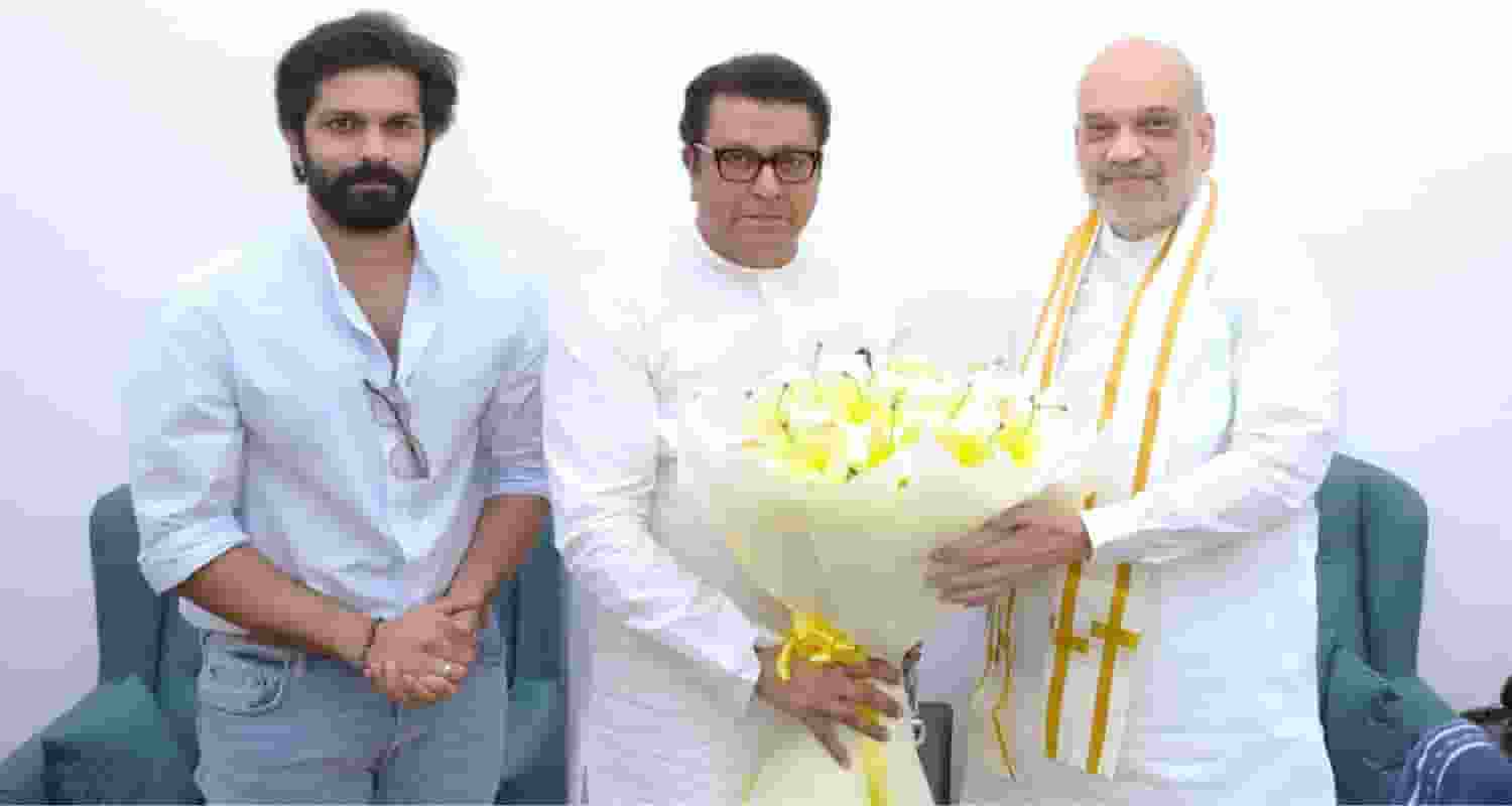 MNS Leader Raj Thackeray with his son Amit Thackeray meets Home Minister Amit Shah. Image X.