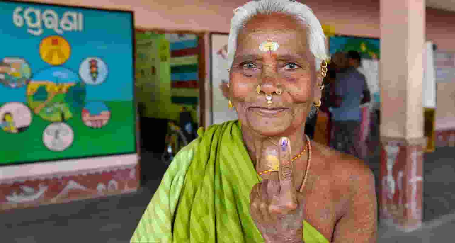 A total of 96 seats went to polls in the fourth phase of the seven-phase election. After the latest phase, polling has been completed in 379 seats across 23 states and Union territories.