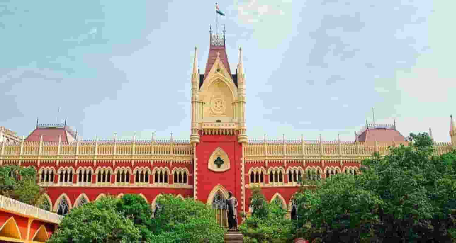 Calcutta HC revokes Section 144.