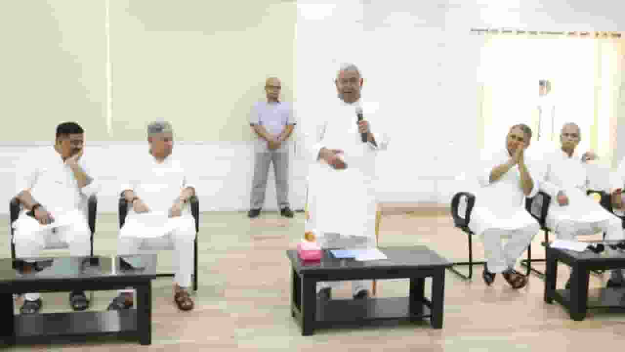 nitish kumar resign