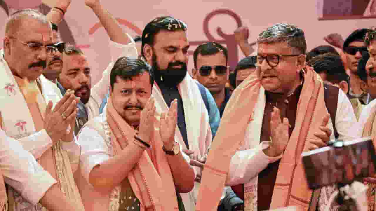 Nitin Nabin joins BJP Holi Milan Samaroh in Patna Bihar