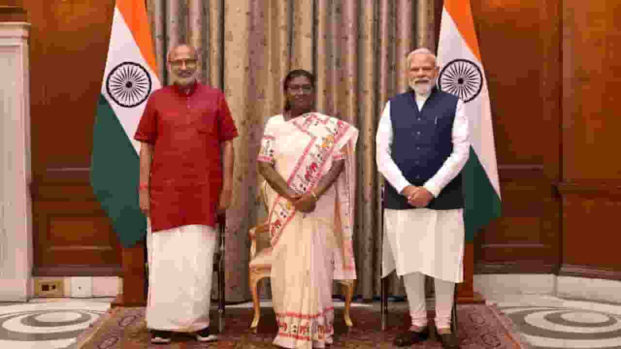 CP Radhakrishnan taking oath : Photo Credit: Screengrab of Video