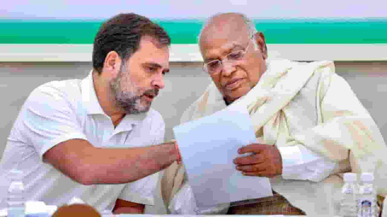 Mallikarjun Kharge and Rahul Gandhi