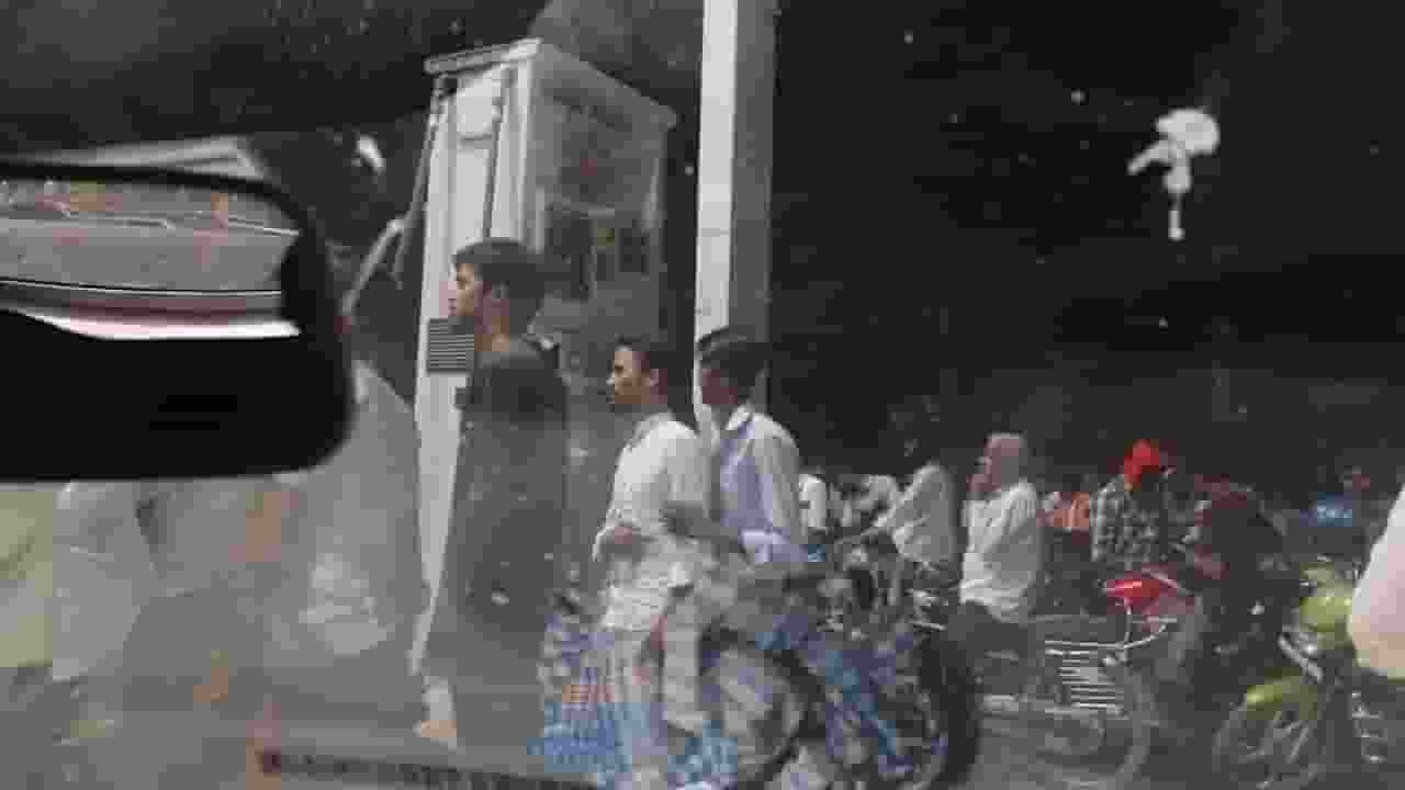 UP Petrol Crisis 