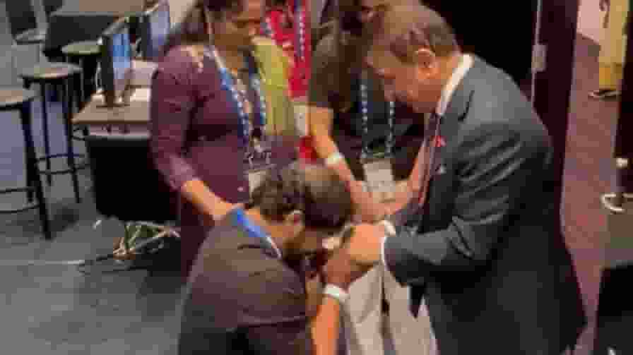 Nitish Kumar Reddy Father touches Sunil Gavaskar Feet