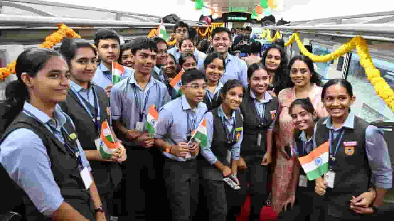 Child Image। Photo Credit: X/@GMSRailway