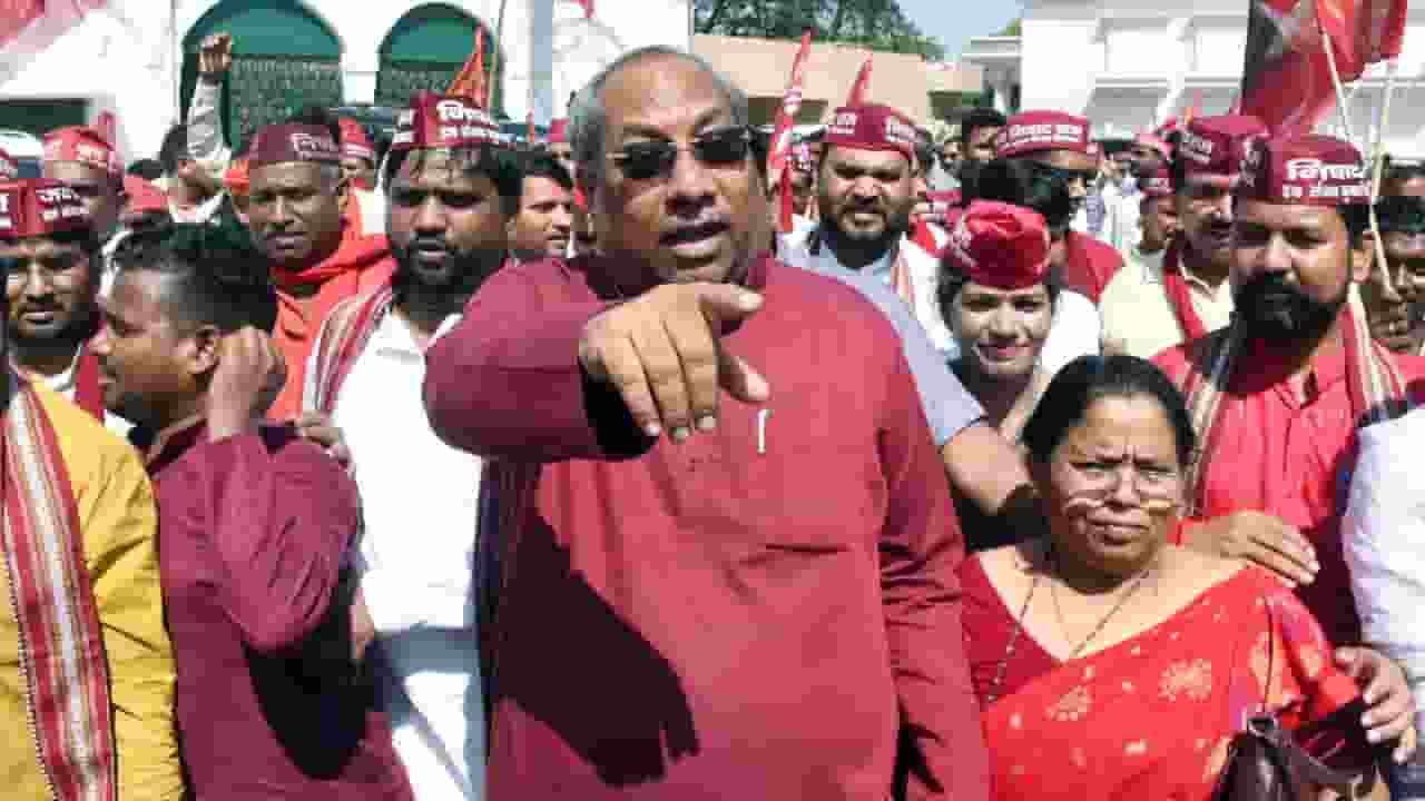 Sanjay Nishad holi milan samaroh