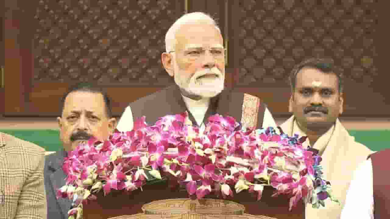 pm modi at parliament