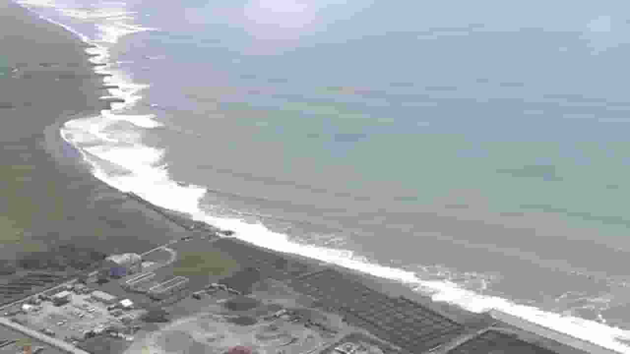 tsunami warnings after earthquake 