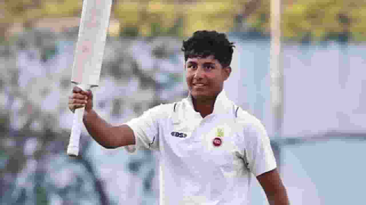 Aaryavir Sehwag, Virender Sehwag Son, Virender Sehwag Son Aaryavir, Virender Sehwag Son Batting, Virender Sehwag Son Age